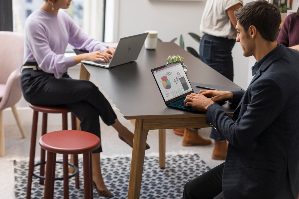 HP EliteBook 840 14 G10 Laptop - 35.6 cm (14") - Intel® Core™ i5-1335U - 16 GB DDR5-SDRAM - 512 GB SSD - Wi-Fi 6E - Windows 11 Pro - Silver